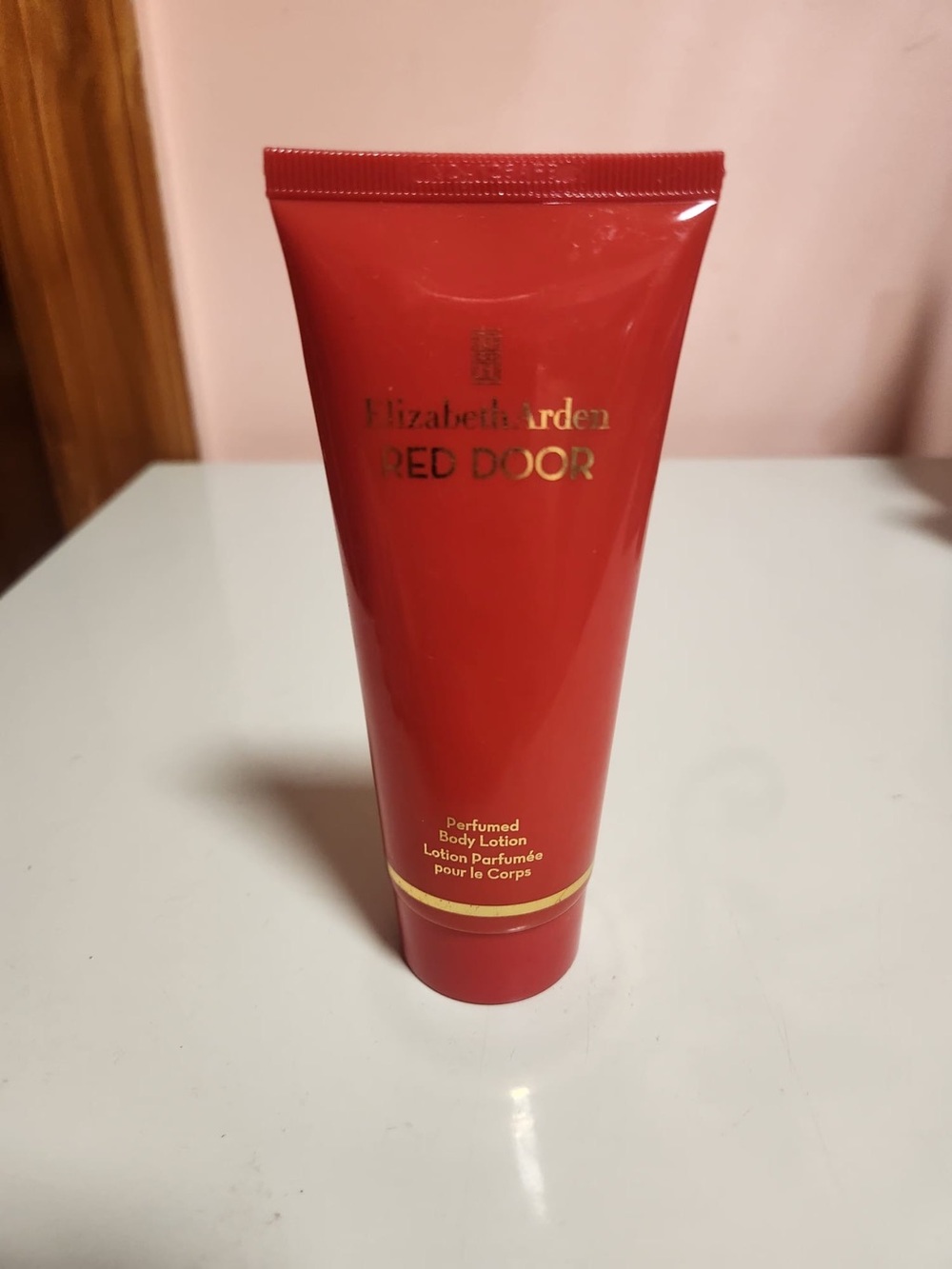 Elizabeth Arden Red Door Perfumed Body Lotion, Red Door Scent, 200 mL